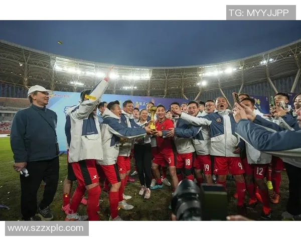 26号球星闪耀赛场引领球队攻防展现无与伦比的足球魅力