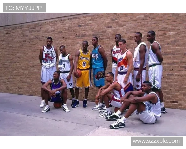 85黄金一代足球球星巅峰岁月与荣耀回忆录 85黄金一代足球球星巅峰岁月与荣耀回忆录